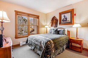 3 Bedroom Colorado Mountain Vacation Rental in River Run Village With 