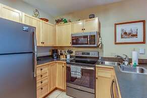 1 Bedroom Plus Murphy Mountain Condo in River Run Village with Hot Tub