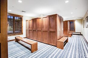 One Bedroom Luxury Condo on Main Street in Downtown Breckenridge