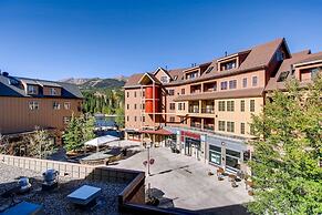 1 Bedroom Mountain View Condo Located in Historic Downtown Breckenridg