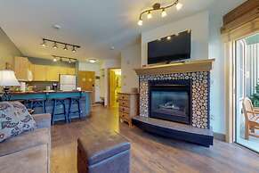 1 Bedroom Mountain Chic Condo in River Run Village Just a Short Walk t
