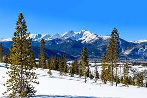 1 Bedroom Mountain Chic Condo in River Run Village Just a Short Walk t