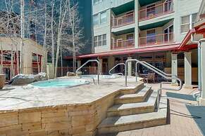 1 Bedroom Mountain Chic Condo in River Run Village Just a Short Walk t