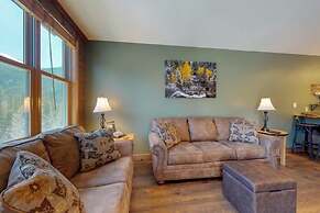 1 Bedroom Mountain Chic Condo in River Run Village Just a Short Walk t