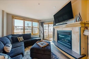 1 Bedroom Mountain Chic Condo in River Run Village Just a Short Walk t