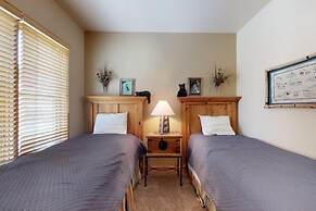 2 Bedroom Colorado Mountain Vacation Rental in River Run Village With 