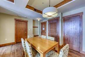 Luxury 2 Bedroom Ski in, Ski out One Ski Hill Residence Located at the