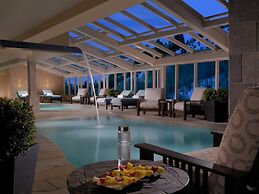 Luxury 2 Bedroom Ski in, Ski out One Ski Hill Residence Located at the