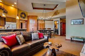 Luxury 3 Bedroom Ski in, Ski out  One Ski Hill Residence Located at th
