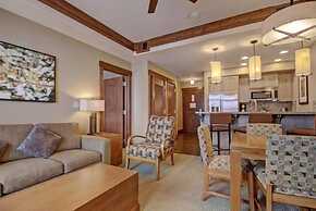 Luxury 1 Bedroom Ski in, Ski out One Ski Hill Residence Located at the