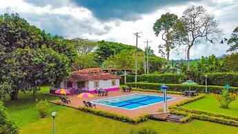 Hotel Campestre Pueblo Bello