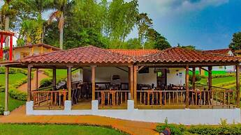 Hotel Campestre Pueblo Bello