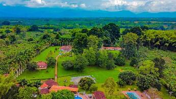 Hotel Campestre Pueblo Bello