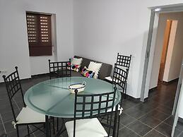 Sleep & Go Faro Airport Guest House