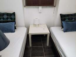 Sleep & Go Faro Airport Guest House