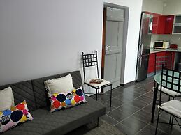 Sleep & Go Faro Airport Guest House