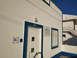 Sleep & Go Faro Airport Guest House