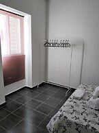 Sleep & Go Faro Airport Guest House