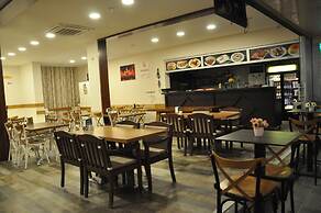 Neoss Boutique Hotel