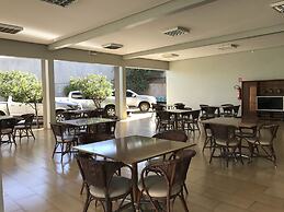 Oasis Hotel