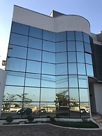 Oasis Hotel