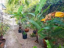 I Heart JA Willow Garden Retreat-Mona