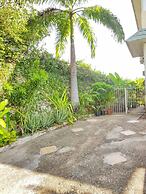 I Heart JA Willow Garden Retreat-Mona