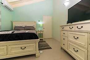 Serenity Retreat Villa Drax Hall