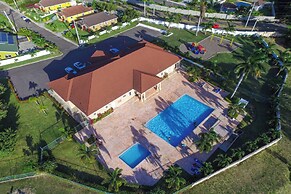 Serenity Retreat Villa Drax Hall