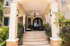 Orchids & Palms Villa