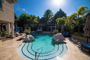 Orchids & Palms Villa