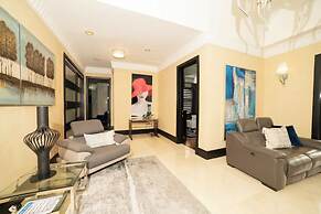 Orchids & Palms Villa