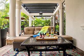 Orchids & Palms Villa