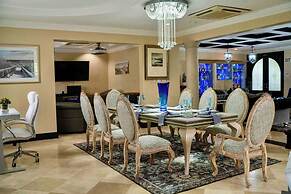 Orchids & Palms Villa