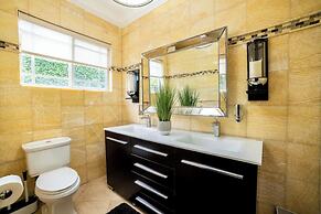 Orchids & Palms Villa