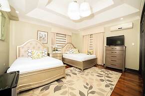 Orchids & Palms Villa