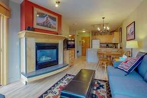 1 Bedroom Mountain Condo in the Heart of River Run Village within walk