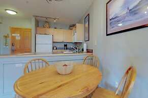 1 Bedroom Mountain Condo in the Heart of River Run Village within walk