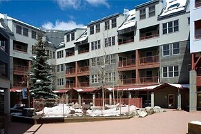 1 Bedroom Mountain Condo in River Run Village with Beautiful Mountain 