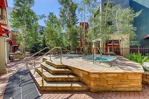 1 Bedroom Mountain Condo in River Run Village with Beautiful Mountain 