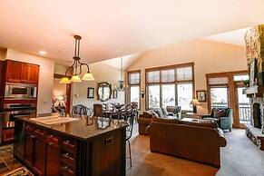 Premier 4 Bedroom Ski in, Ski out Lone Eagle Condo With the Best Acces