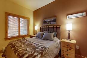 1 Bedroom Colorado Vacation Rental in River Run Village Steps from the