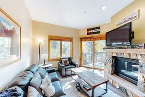 1 Bedroom Colorado Vacation Rental in River Run Village Steps from the