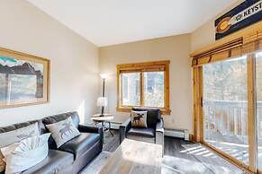 1 Bedroom Colorado Vacation Rental in River Run Village Steps from the