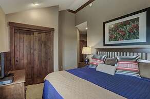Crystal Peak Lodge 4 Bedroom Ski in, Ski out Slopeside Condo at the Ba