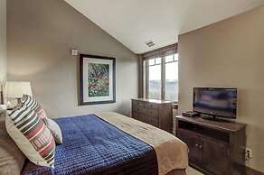Crystal Peak Lodge 4 Bedroom Ski in, Ski out Slopeside Condo at the Ba