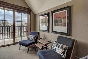 Crystal Peak Lodge 4 Bedroom Ski in, Ski out Slopeside Condo at the Ba