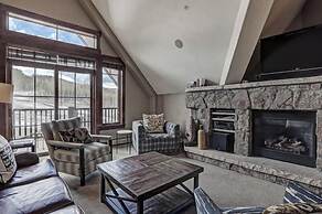 Crystal Peak Lodge 4 Bedroom Ski in, Ski out Slopeside Condo at the Ba