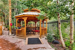 2 Bedroom Colorado Vacation Rental situated in River Run Village Steps