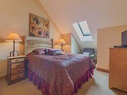 2 Bedroom Colorado Vacation Rental situated in River Run Village Steps